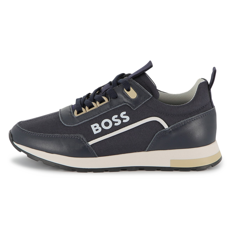 Baskets bimati&egrave;res &agrave; lacets