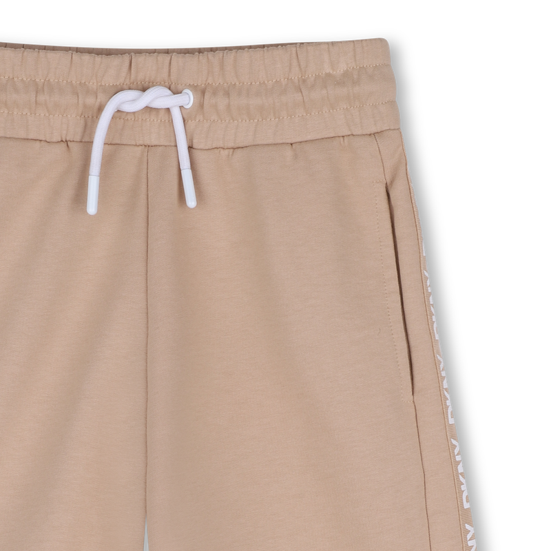 SET T-SHIRT EN BERMUDA DKNY 
                        BOY