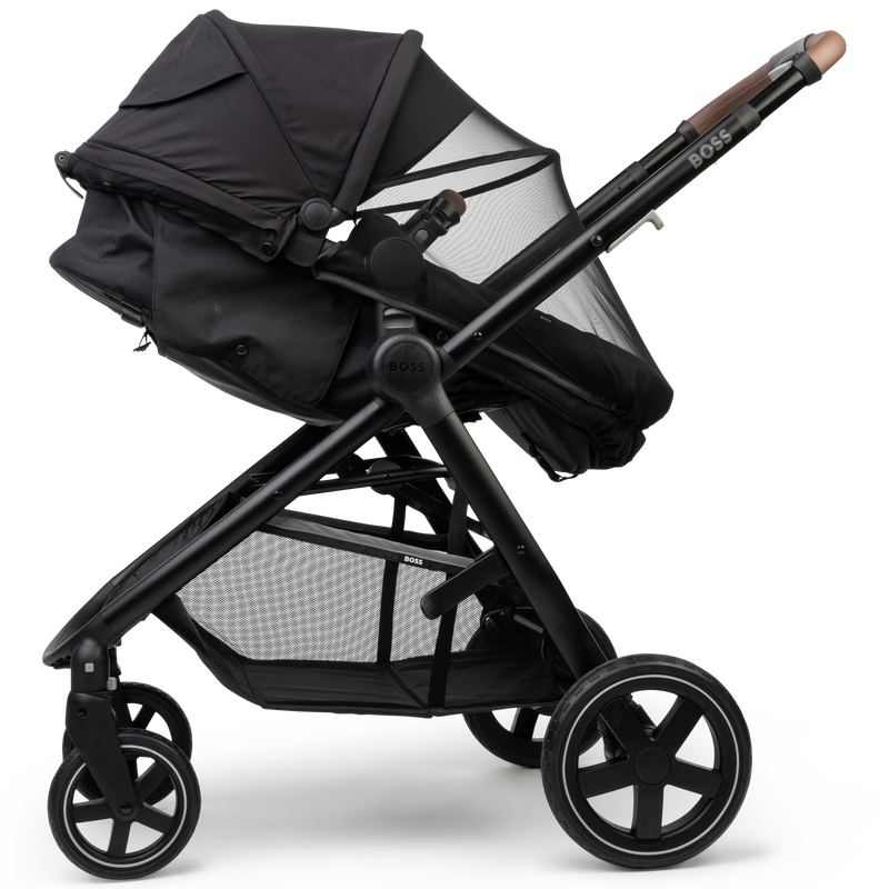 Poussette compacte 2 en 1 BOSS 
                        UNISEXE