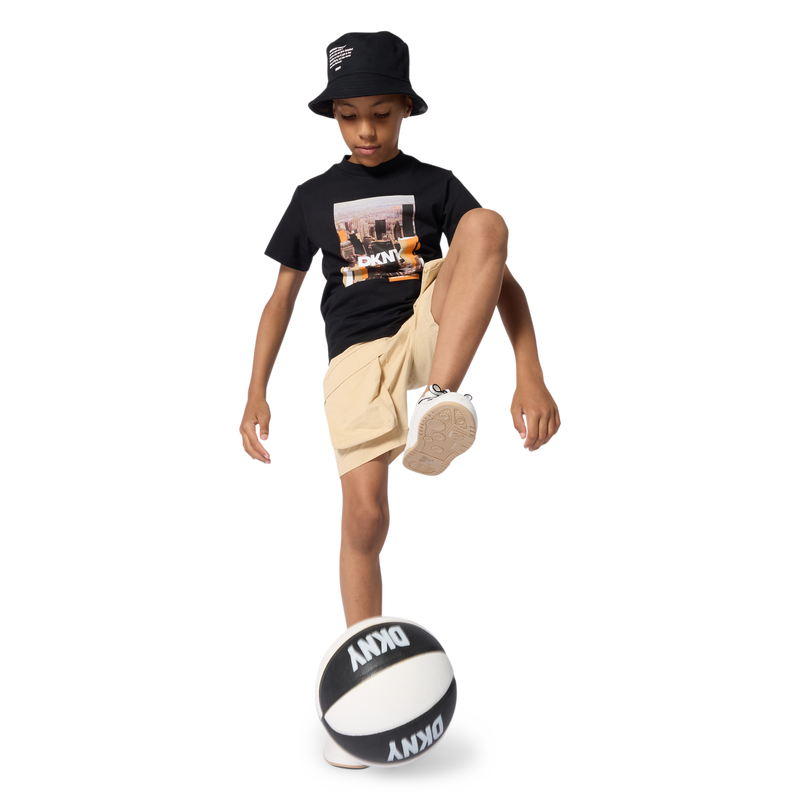 SNEAKERS MET VETERS DKNY 
                        BOY