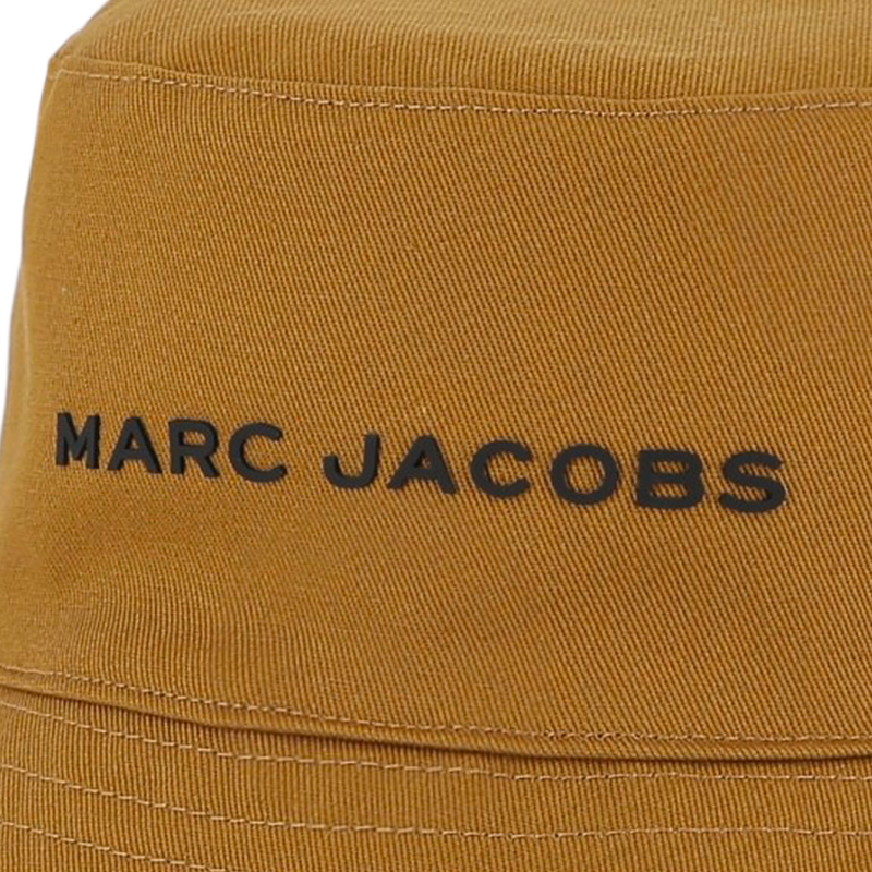 BOB REVERSIBLE MARC JACOBS 
                        GARCON