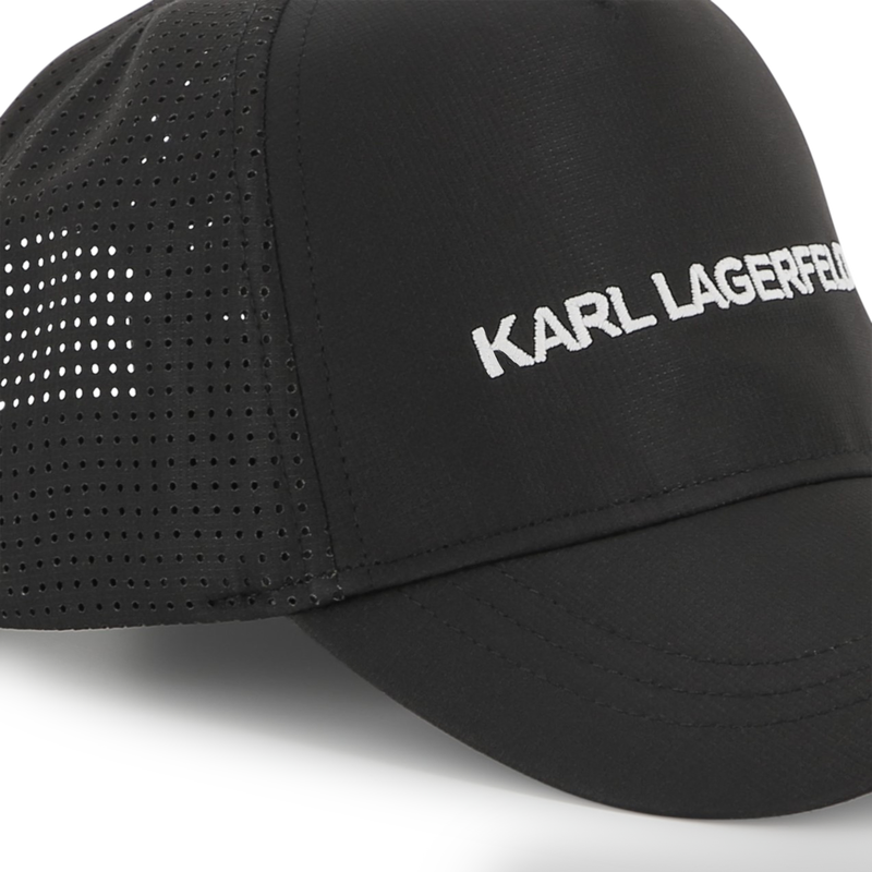 Verstelbare geborduurde pet KARL LAGERFELD KIDS 
                        BOY
