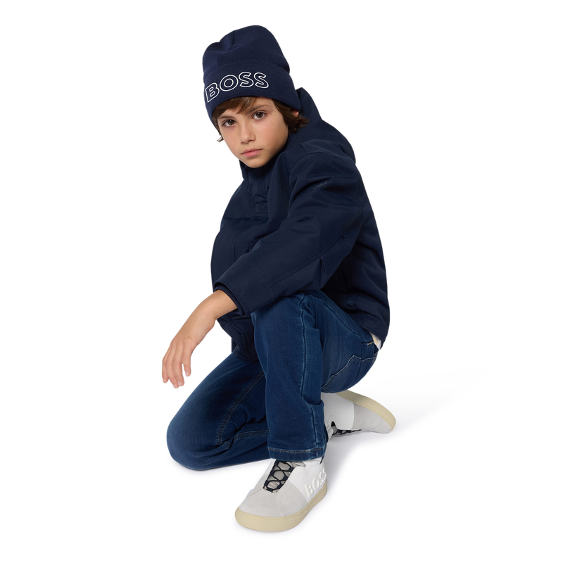 Gebreide muts met logo BOSS 
                        BOY