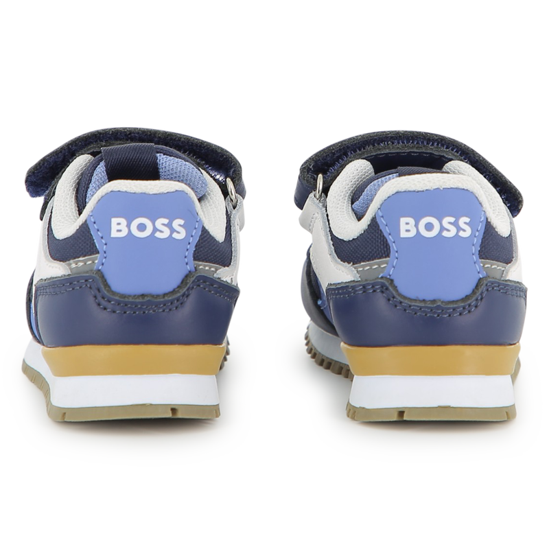 SNEAKERS MET VETERS BOSS 
                        BOY