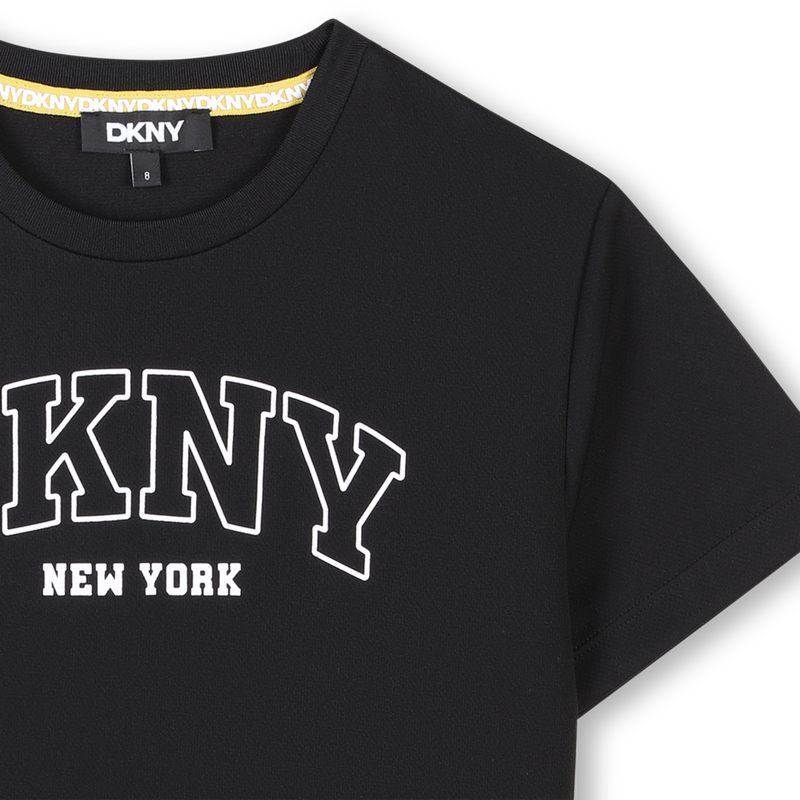 T-shirt &agrave; manches courtes DKNY 
                        UNISEXE