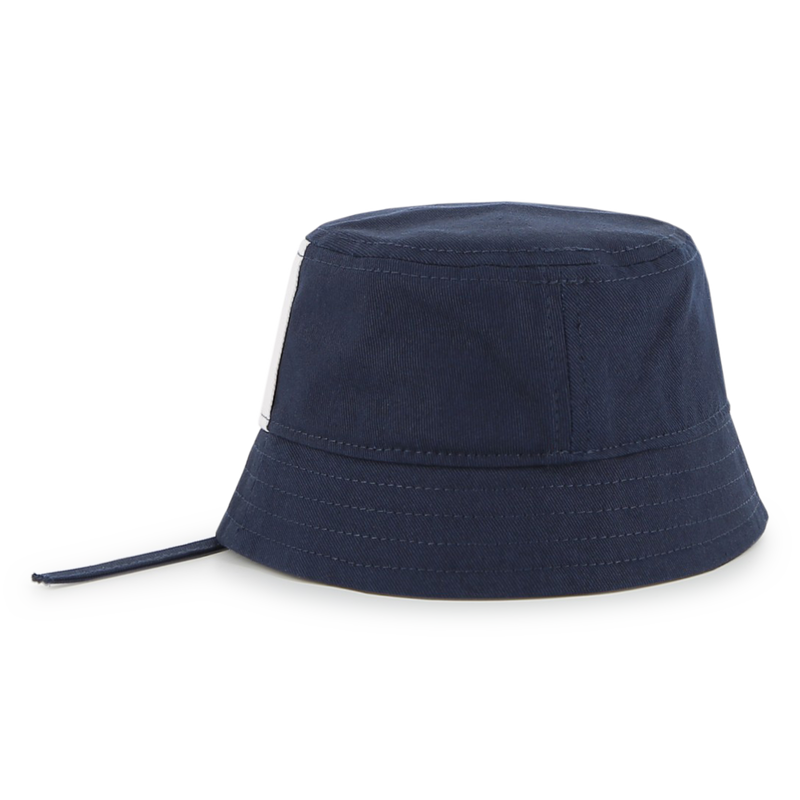 BOB AVEC ATTACHES BOSS 
                        GARCON