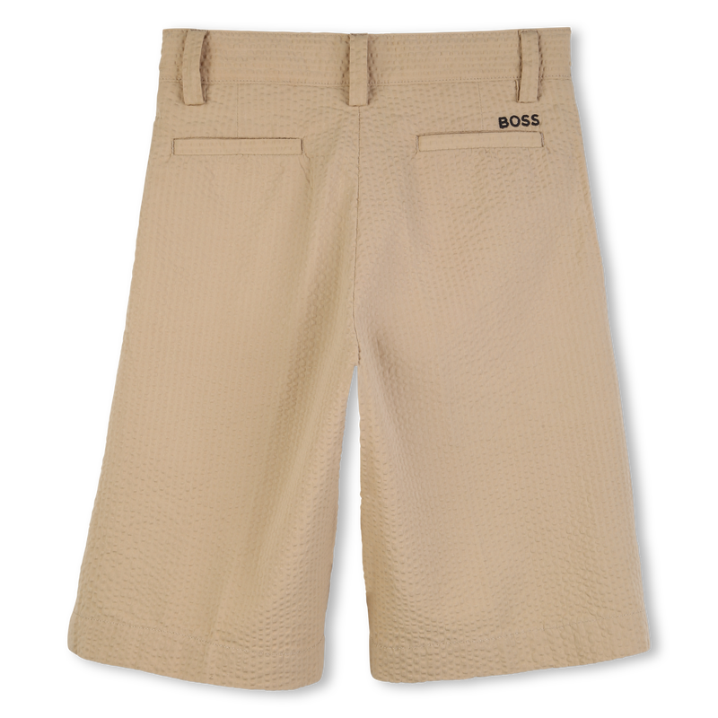 BERMUDA VAN LICHTGEWICHT STOF MET RELI&Euml;F BOSS 
                        BOY