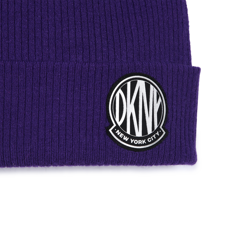 Bonnet en tricot avec revers DKNY 
                        FILLE