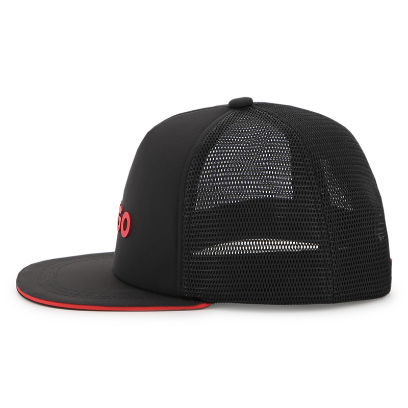 PET HUGO 
                        BOY