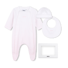 Ensemble pyjama, bonnet et bavoir BOSS 
                    FILLE
