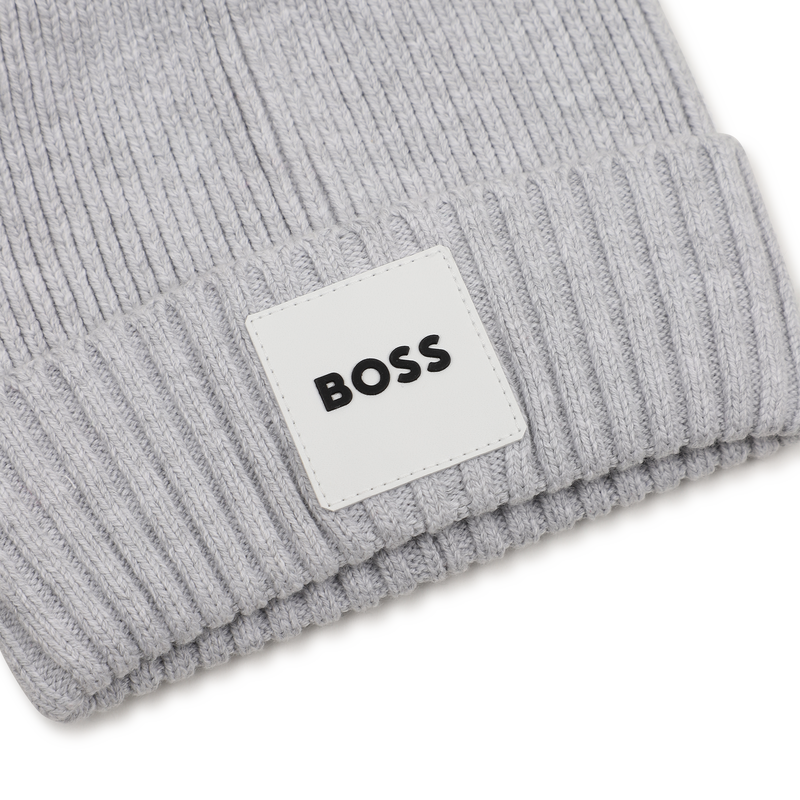Bonnet en tricot BOSS 
                        GARCON