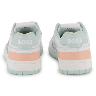 SNEAKERS MET VETERS BOSS GIRL