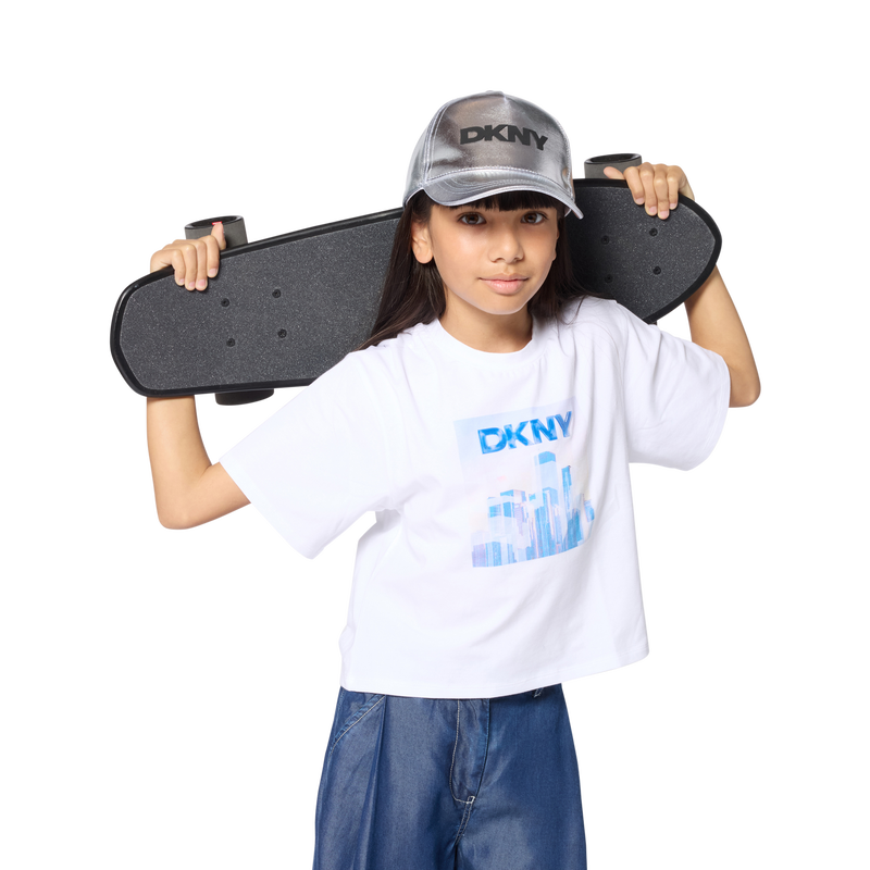 Pet DKNY 
                        GIRL