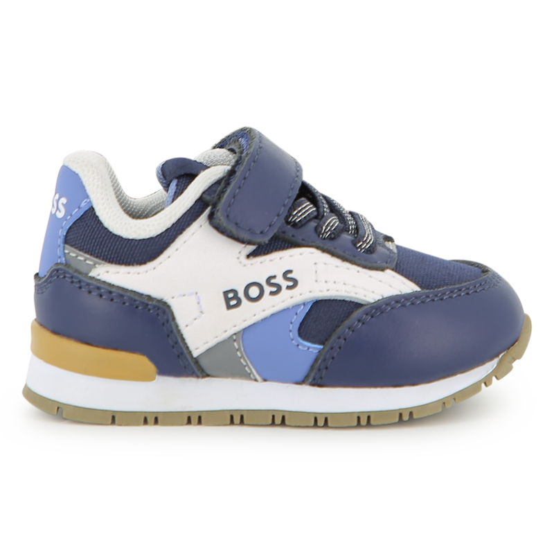 SNEAKERS MET VETERS BOSS 
                        BOY