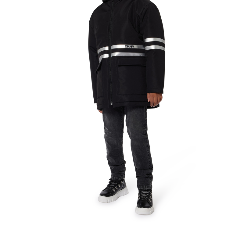 Jeans 5 zakken DKNY 
                        UNISEX