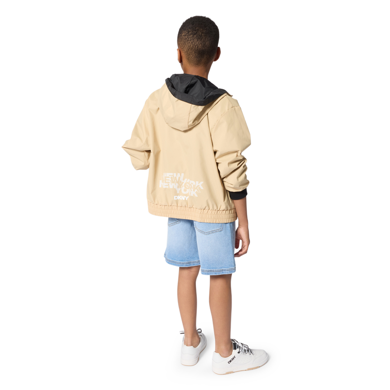 BERMUDA EN JEAN DKNY 
                        UNISEXE