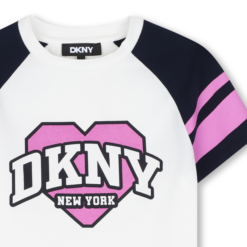 T-shirt met korte mouwen DKNY 
                        GIRL