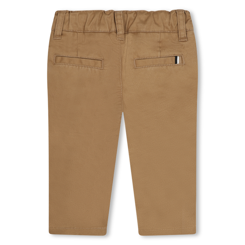 Hoofdzakelijk katoenen broek BOSS 
                        BOY