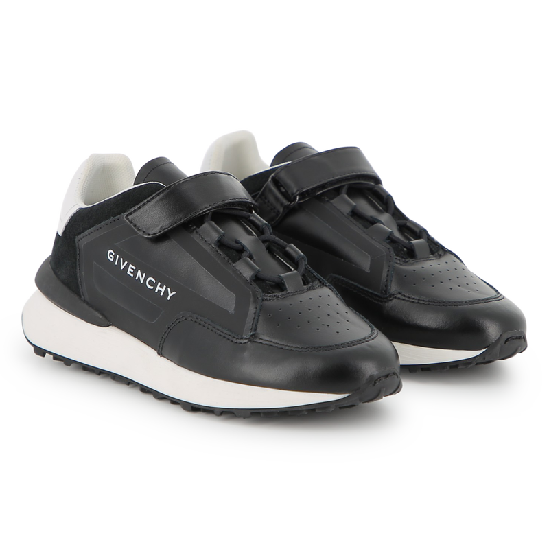 SNEAKERS MET VETERS GIVENCHY 
                        UNISEX