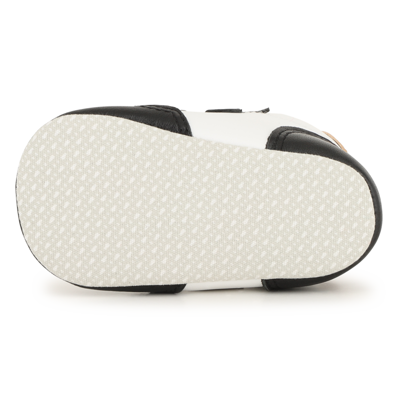 PANTOFFELS VAN SCHAPENVACHT BOSS 
                        BOY