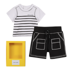 Set t-shirt en korte broek MARC JACOBS 
                    UNISEX