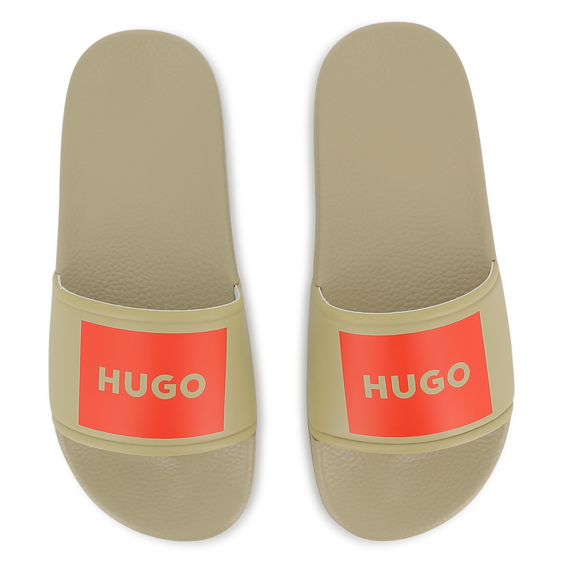CLAQUETTES HUGO 
                        GARCON