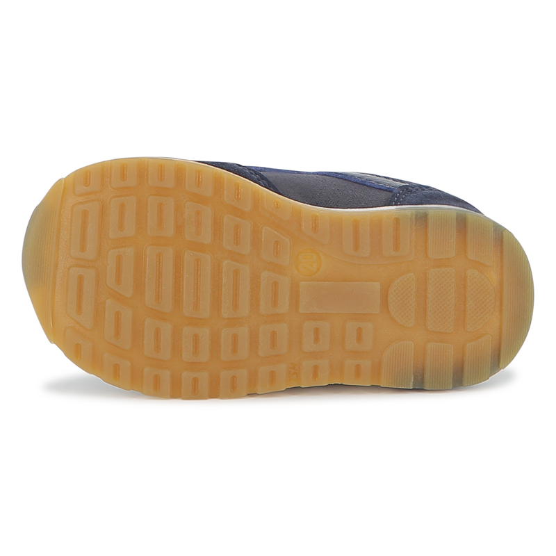 Baskets en mix matière BOSS 
                        GARCON