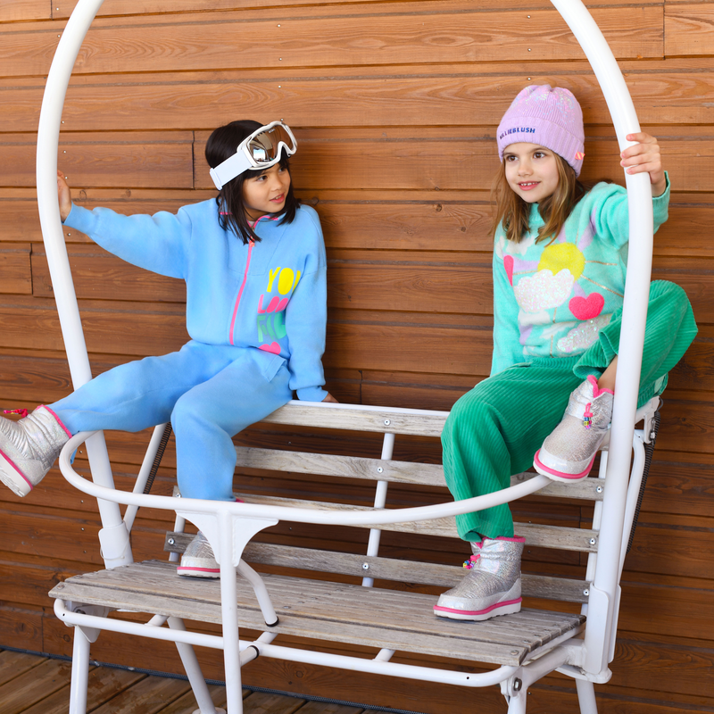 Muts met pompon en lovertjes BILLIEBLUSH 
                        GIRL