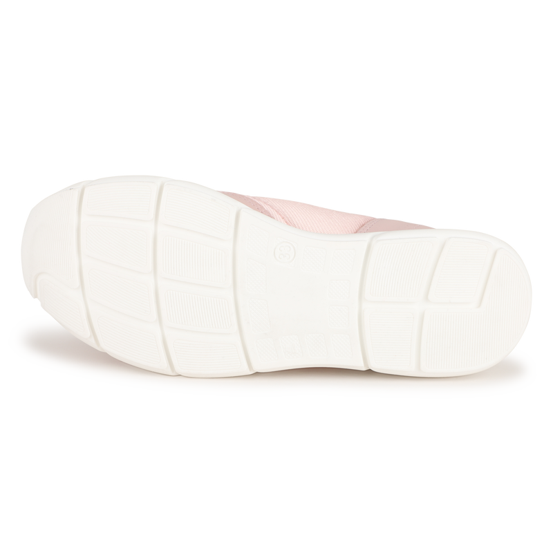 BASKET &Agrave; LACETS BOSS 
                        FILLE