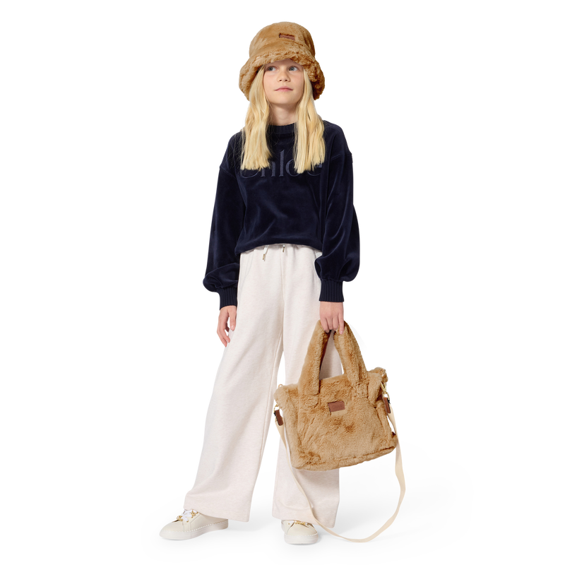 Bob CHLOE 
                        FILLE