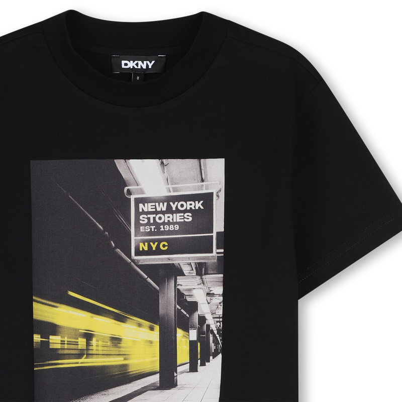 Tee-shirt manches courtes DKNY 
                        GARCON