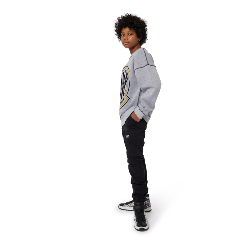 Katoenen broek met zakken DKNY 
                        BOY