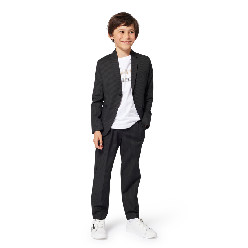 Baskets lac&eacute;es en cuir